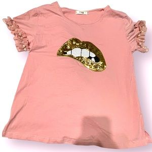 Sequin Lips Pearled Sleeves Shirt